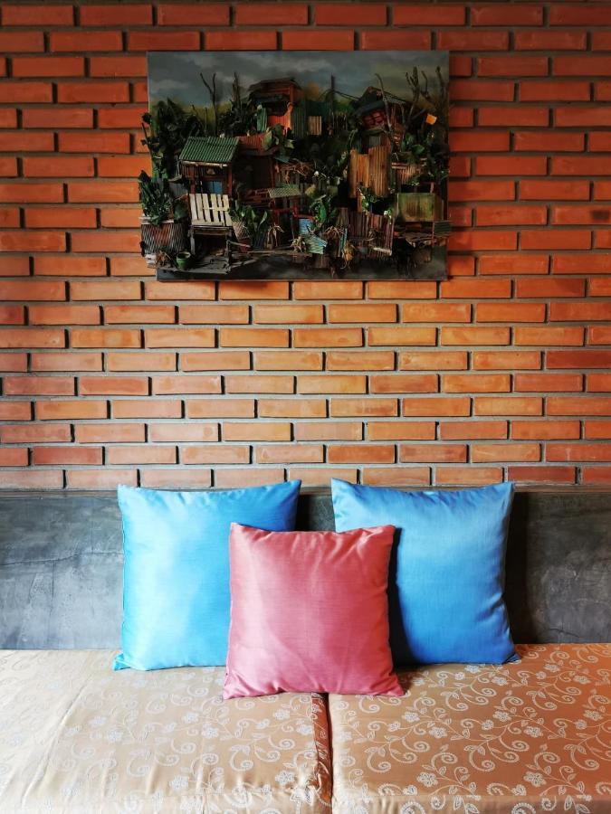 בנגקוק Tavee Guesthouse מראה חיצוני תמונה