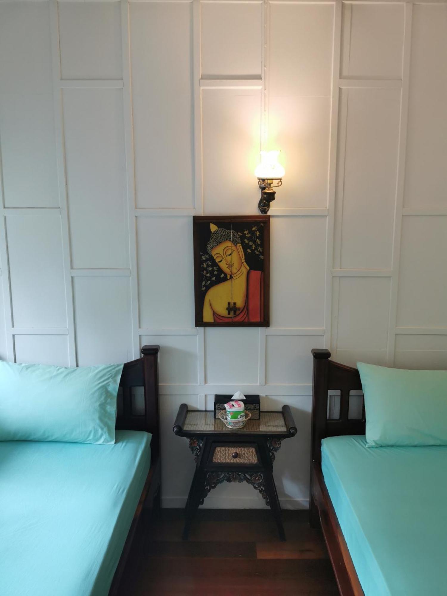 בנגקוק Tavee Guesthouse חדר תמונה